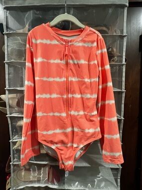 Girls GAP Coral Tie Dye Stripe Long Sleeve Zip Front Rashguard Swimsuit 12